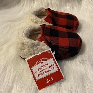 Holiday Time Slippers Infant Baby Size 3-4 Red Plaid Slip On Shoes Lightweight